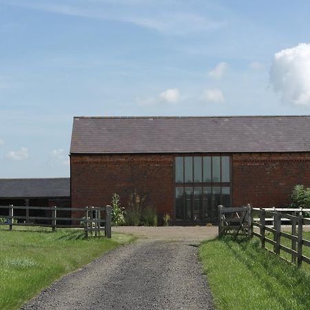 Handley Barn シルバーストーン エクステリア 写真